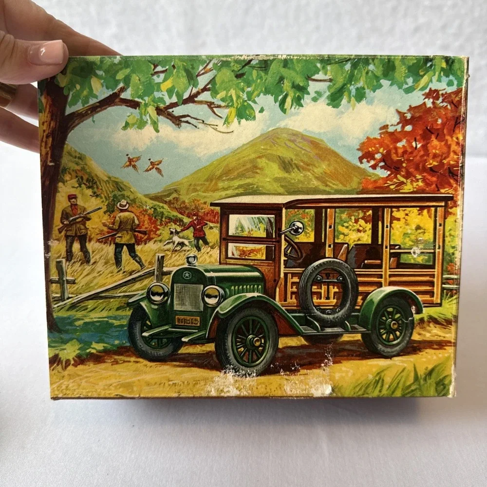 Vintage Avon 1923 Station Wagon Decanter Tai Winds 6oz FULL With Box Woody Car
